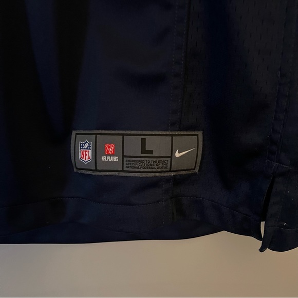 Seattle Seahawks NFL RUSSELL WILSON Jersey - Men’s Large - Picture 2 of 4